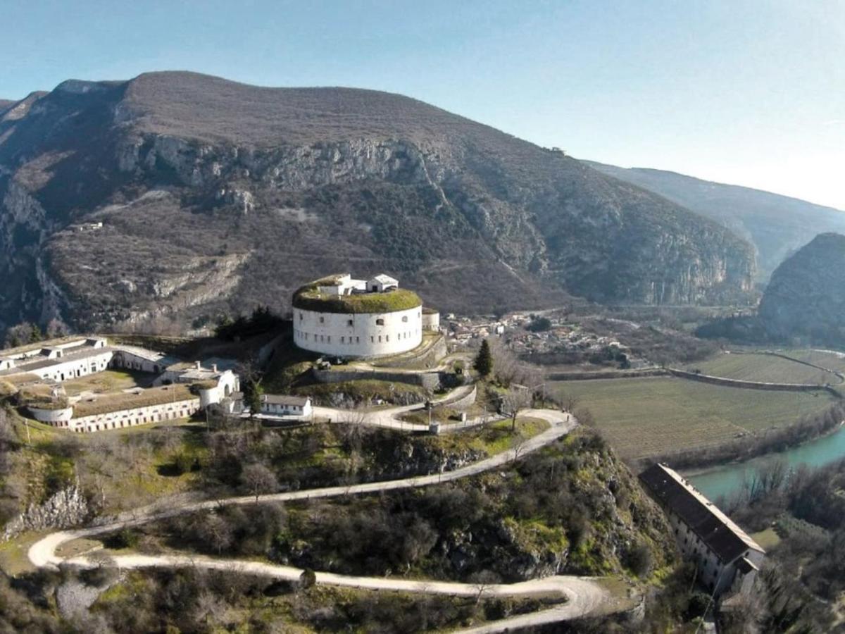 Rivoli Veronese Casa Con Vista Forte - Tra Lago E Monti מראה חיצוני תמונה